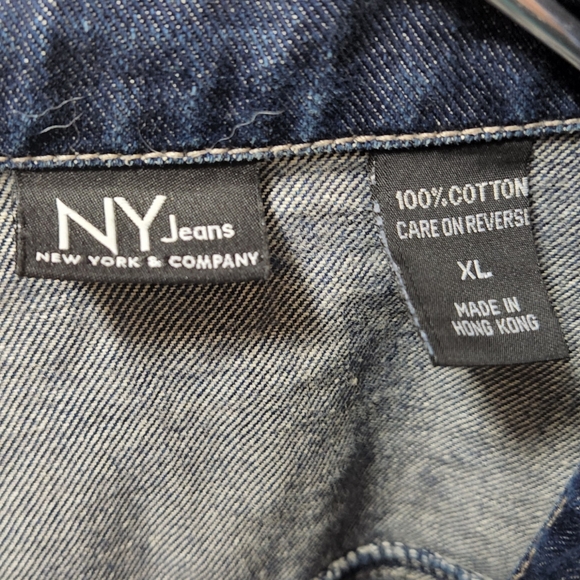 NY Jeans New York & Company Women's Size XL Jean Jacket Blue 100% Cotton EUC - Picture 2 of 3